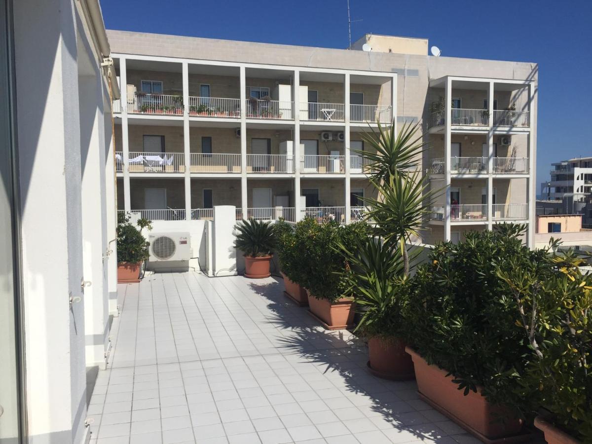 Apartmán La Mia Terrazza Sul Mare - Mared'Amare Bari Exteriér fotografie