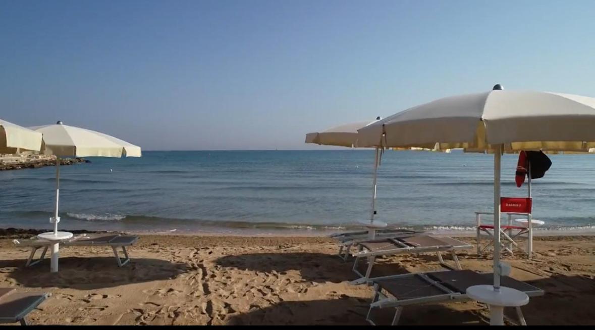 Apartmán La Mia Terrazza Sul Mare - Mared'Amare Bari Exteriér fotografie