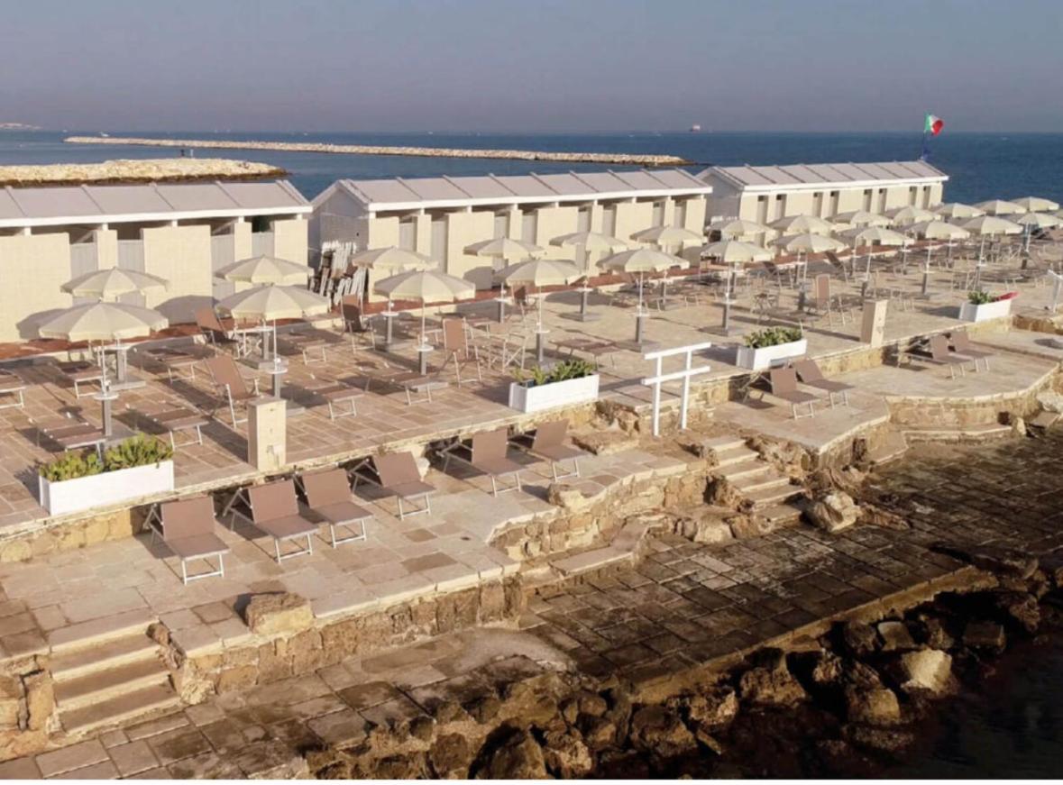 Apartmán La Mia Terrazza Sul Mare - Mared'Amare Bari Exteriér fotografie